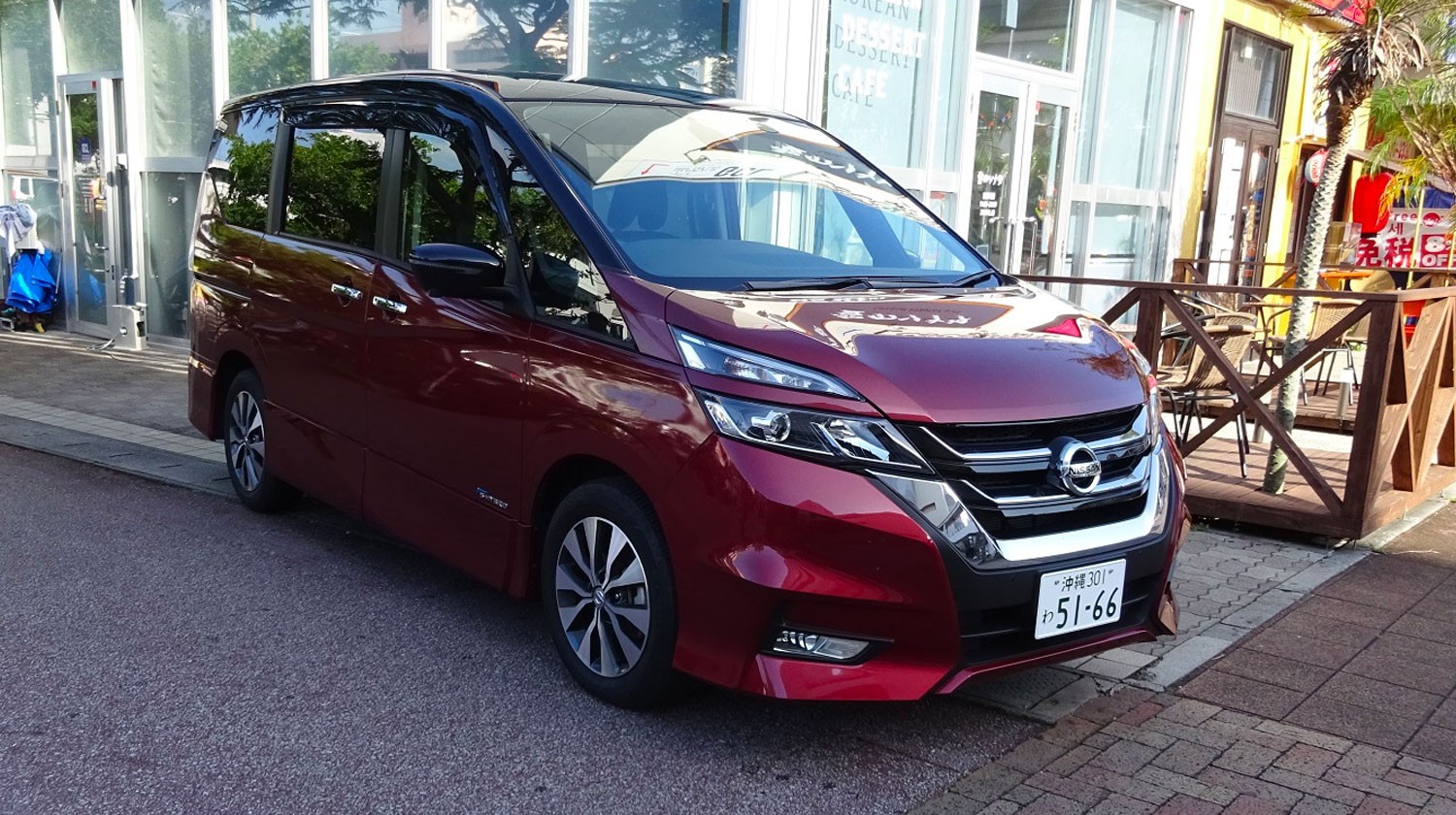 日産セレナ HIGHWAY STAR(高品質USED CAR)